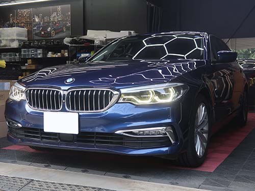 BMW 5シリーズ セダン(G30)523i