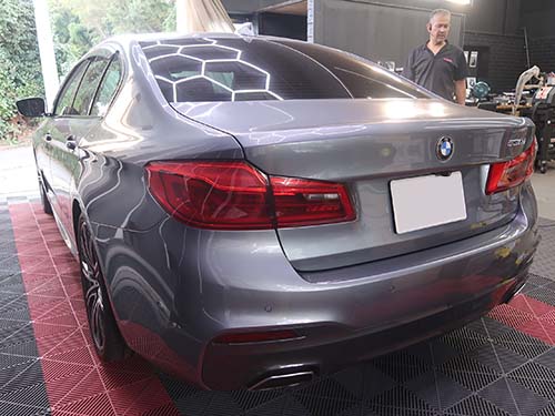 BMW 5シリーズ セダン(G30)530i
