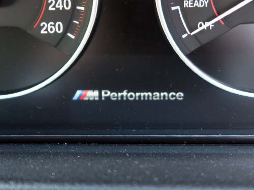 メーター内ロゴマーク変更（BMW→M）