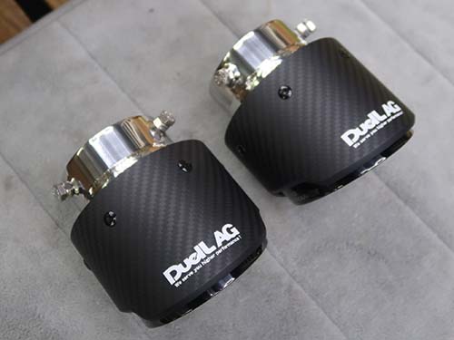 DuelL AG製のマフラーカッターの装着