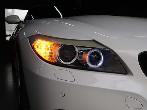 BMW Z4(E89) フロントウインカー/バックライト用LEDバルブ装着 - BMW