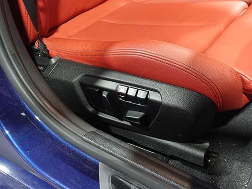 BMW 1シリーズハッチバック(F20) 純正運転席/助手席パワーシート取付