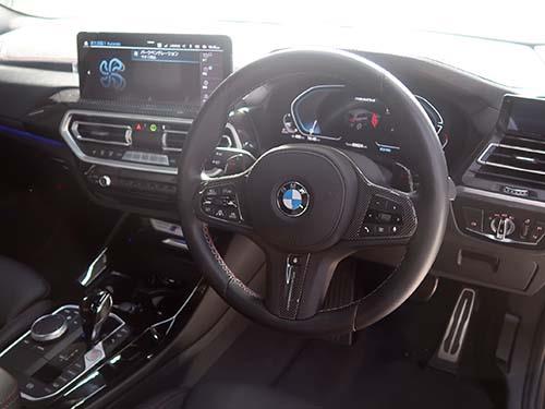 BMW X3(G01) Mperformanceカーボンステアリングカバー装着