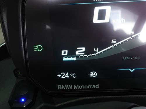 BMWモトラッド C400GT(K08) オートマチックデイライト有効化&メーター 