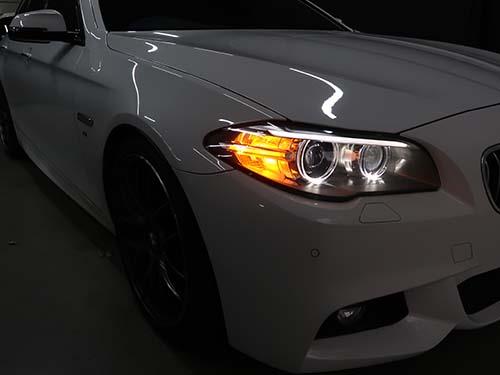 BMW 5シリーズツーリング(F11) アンビエントライト機能付LEDフット