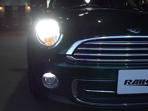 ミニ クラブマン(R55) ヘッドライトLED化&LEDライト装着 - BMW & MINI